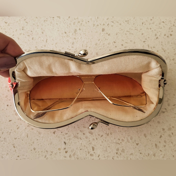 1970s Vintage Kiss-Lock Glasses Pouch - Picture 4 of 6